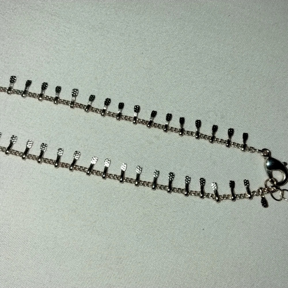 14K plated textured dangle Anklet 😍 - Picture 9 of 9
